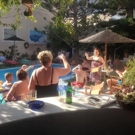 Philoxenia 3* Perissa (Santorini)