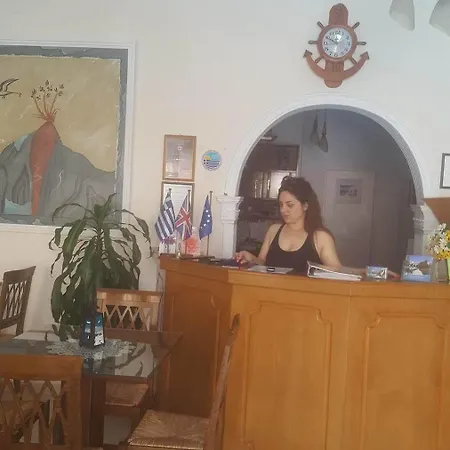 Hotell Philoxenia 3*